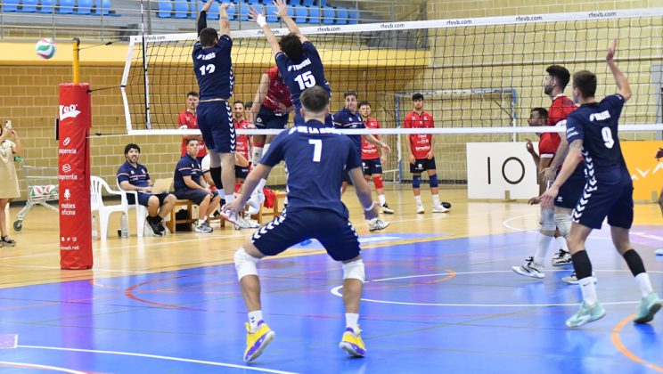Club Voley Palma no consigue ganar en el Trofeu Ciutat de Manacor