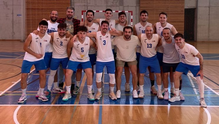 La Lliga Escribano masculina arranca la temporada con muchos finales ajustados