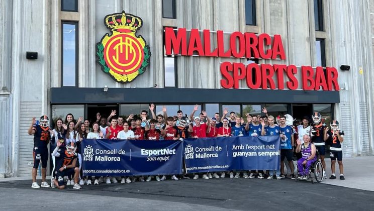 Club Voley Palma reafirma su compromiso por los valores del deporte con la campaña «Esport Net: Som equip!»