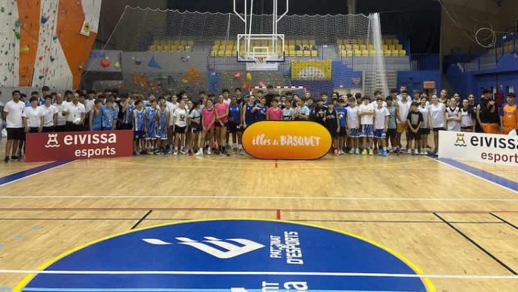 L’Ajuntament d’Eivissa convida a la ciutadania a gaudir del bàsquet femení amb motiu de l’Eivissa Dona Bàsquet