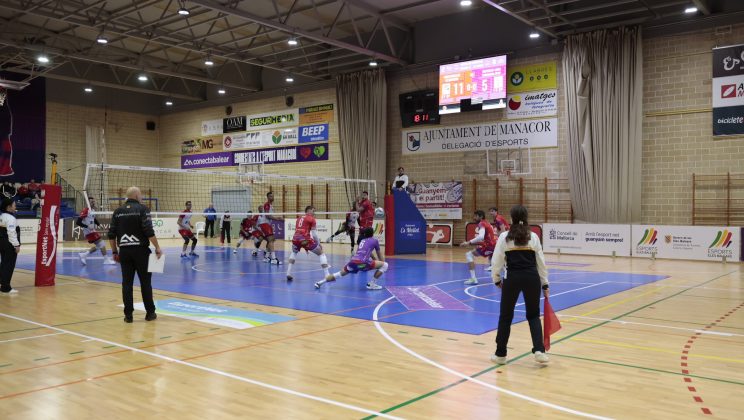 Pinchazo del ConectaBalear CV Manacor en su primer partido de vuelta contra el Tarragona