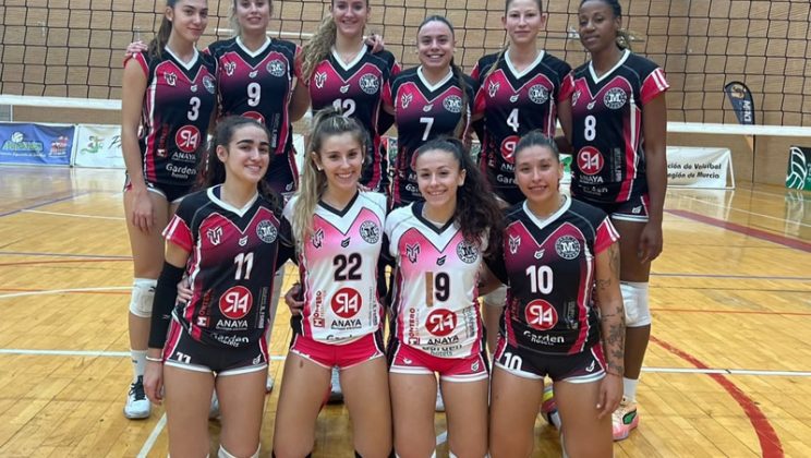 VOLEY. CV MAYURQA ANAYA CONSIGUE SU QUINTA VICTÒRIA CONSECUTIVA