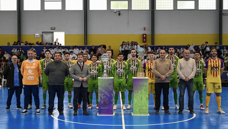 Diversión y fútbol sala en la cuarta parada del Tour en Marratxí del Illes Balears Palma Futsal