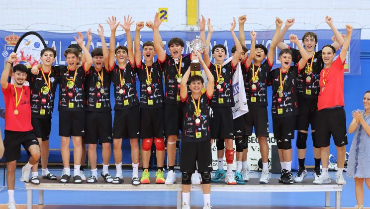 El MPT CV Pòrtol se proclama campeón de España infantil