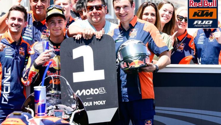 Tercera Pole Position del año y récord de vuelta histórico para Rueda en MotorLand