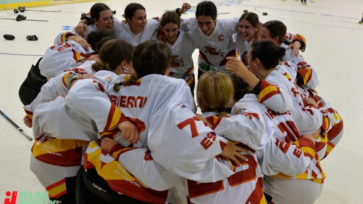 Las selecciones absoluta femenina y junior masculina revalidan sus títulos de campeonas de Europa