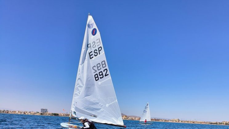 Ana Musatova, del CV Port d’Andratx, campeona de España de la clase Europa