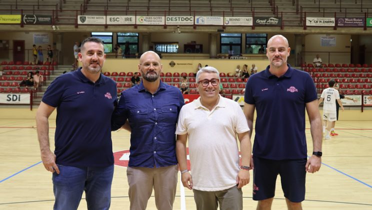 El último tramo de partido condena al Fibwi Mallorca Bàsquet Palma ante el Hestia Menorca