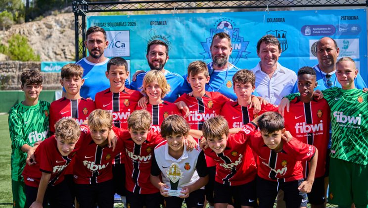 El FC Barcelona se corona campeón en los penaltis y el RCD Mallorca firma un meritorio subcampeonato