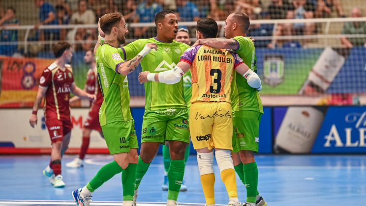 Un Palma de carácter conquista Valdepeñas con remontada épica (3-5)