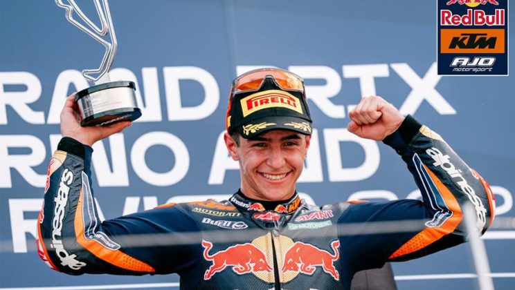 Rueda consigue en Misano su octava victoria de la temporada con un adelantamiento en la última curva