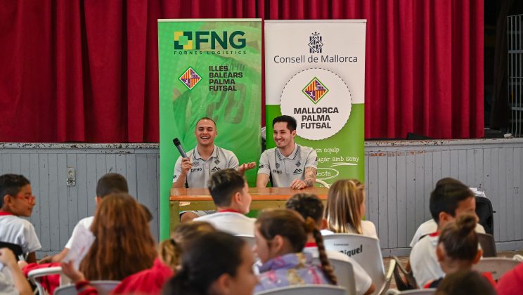 Un recreo diferente con Fabinho y Ernesto jugadores del Illes Balears Palma Futsal