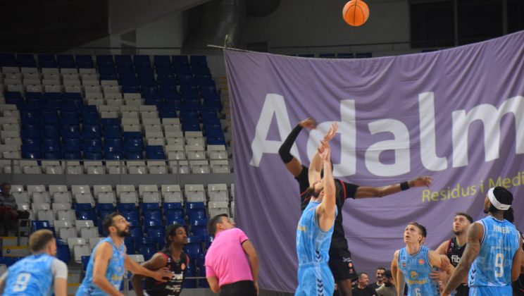 El Fibwi Mallorca Bàsquet Palma cae por 78-79 tras un intenso partido ante el Super Agropal Palencia Baloncesto