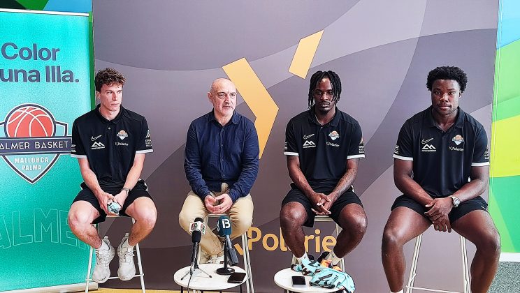 Golden Dike, Tray Hollowell y Matt Frierson presentados como jugadores del Palmer Básket Mallorca Palma