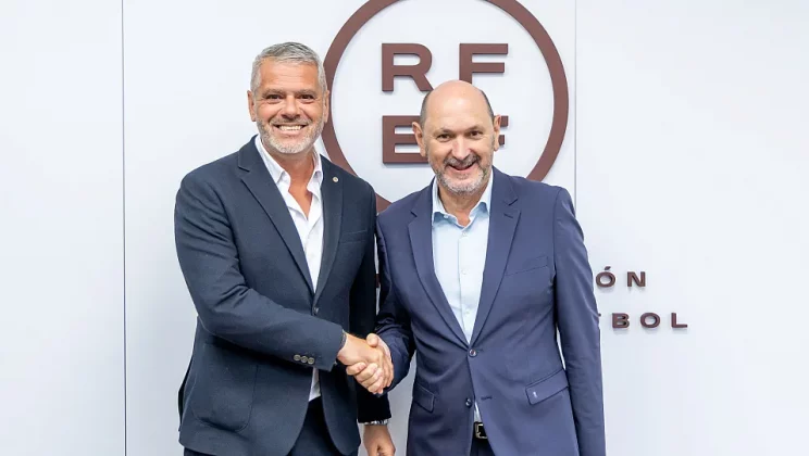 Rafael Louzán se reúne en Las Rozas con el presidente de la Federación de Fútbol de las Islas Baleares