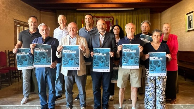 EMPIEZA LA CUENTA ATRÁS PARA RENDIR HOMENAJE A RAFA RULLÁN, LEYENDA DEL BALONCESTO Y SOLLERIC ILUSTRE