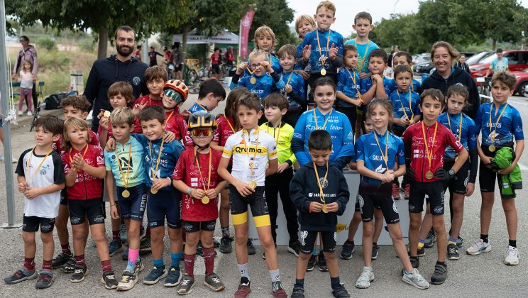 «IV XCO ARTANENC»