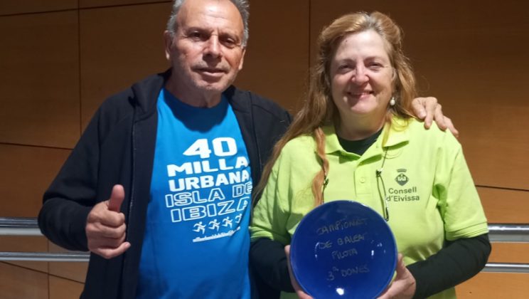 LALI MARI COSTA DEL CLUB JASA 3ª CLASIFICADA CAMPIONAT DE BALEARS DE TIR AMB BASSETJA MODALIDAD DE PELOTA FUE EN PALMA 09-11-2025