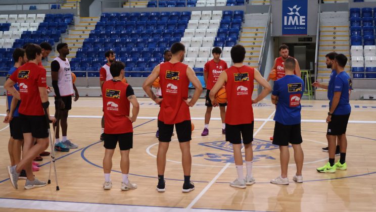 El Fibwi Mallorca Bàsquet Palma cae dando la cara en su visita al Monbus Obradoiro