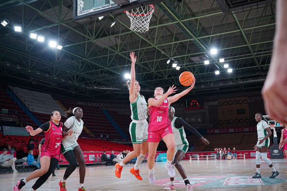 Azul Marino Mallorca Palma conquistó la capital hispalense