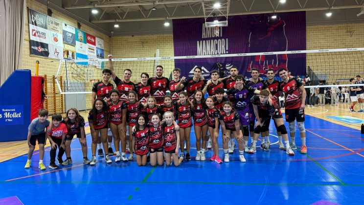 Un ConectaBalear CV Manacor sólido se adjudica el triunfo ante Cisneros