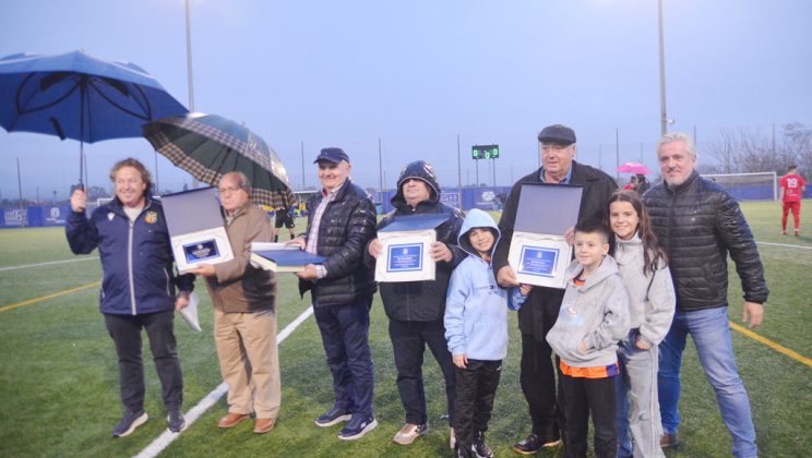 El C.D. Ferriolense homenajea a sus expresidentes en una tarde cargada de emoción por su 60º aniversario