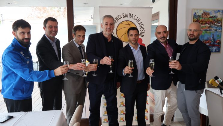 El Fibwi Mallorca Bàsquet Palma lleva a cabo el brindis navideño con instituciones y medios
