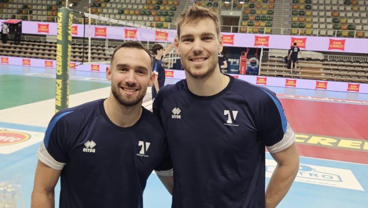 Debut triunfal en la Champions de los mallorquines Jordi Ramon y Simon Torwie