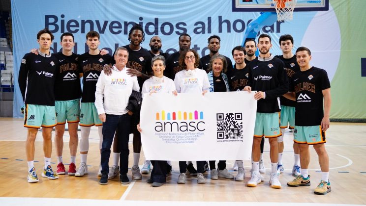 El Monbus Obradoiro supera al Palmer Basket Mallorca Palma