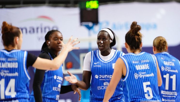 El conjunto balear triunfa por 99-54 ante el Osés Construcción