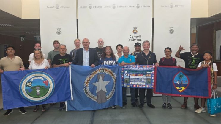 LOS HONDEROS DE BALEARES EN MADRID PROMOCIONANDO LA INTERNACIONAL  “7ª COPA DEL MUNDO DE TIRO CON HONDA”