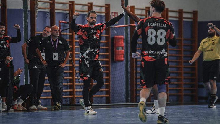 KIKE MORENO, EL LIDER SILENCIOSO DEL HANDBOL MALLORCA