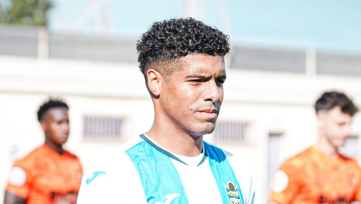 Carlos Julio deja de pertenecer al CD Atlético Baleares