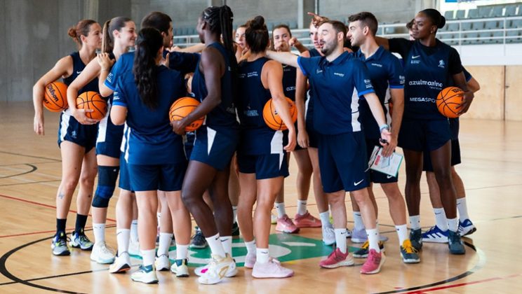 Azulmarino vuelve al ruedo