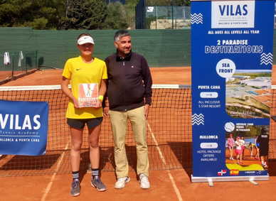 CARINA BORCK FINALISTA EN EL TENNIS EUROPE VILAS ACADEMY MALLORCA U14