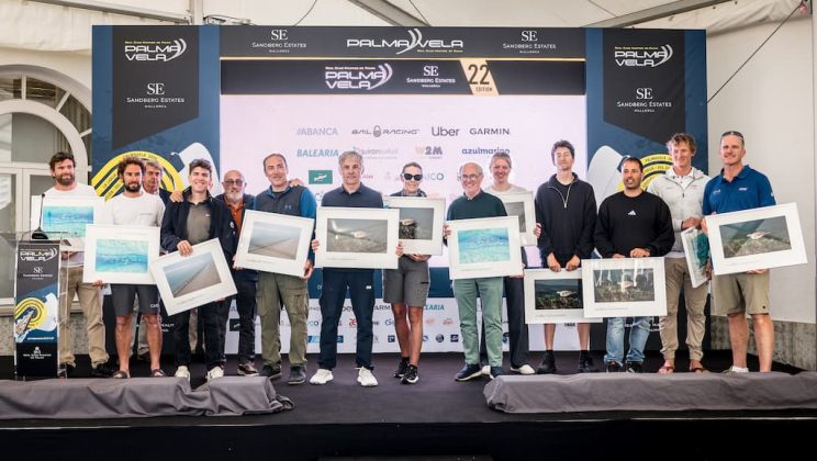 El Real Club Náutico de Palma entrega los galardones a los vencedores de La Larga