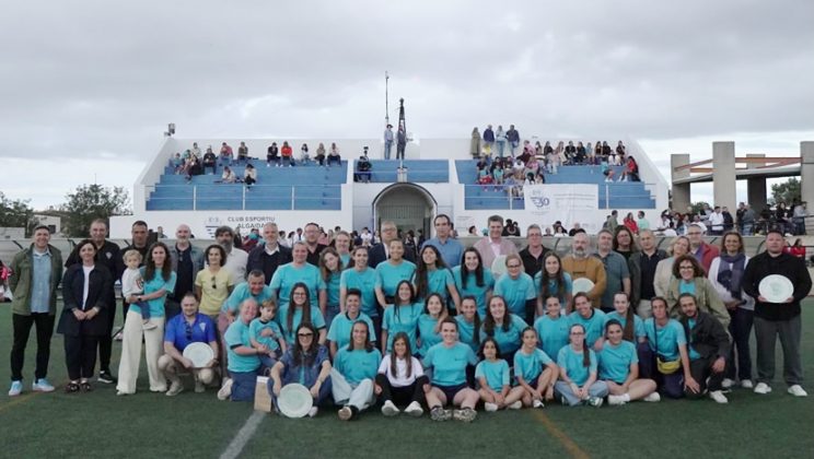 Emoción, fútbol y lucha: el Algaida convierte su aniversario en un mensaje que traspasa el campo