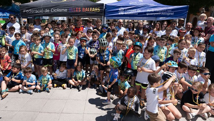 DIADA CICLISTA DE PROMOCIÓN “LAURENS KIDS»