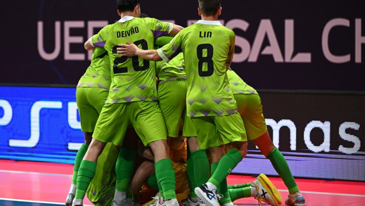 Remontada para hacer historia (6-6)