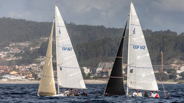 El Trofeo Xacobeo continúa con la 3ª serie de la Liga de 6 Metros y J/80