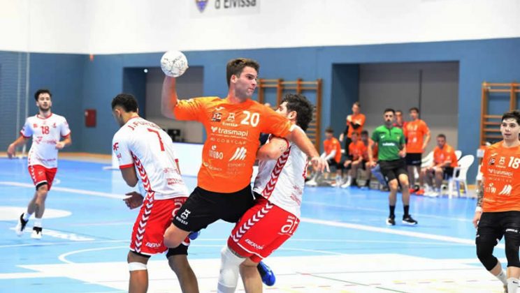 Marc Ferré renueva con el Handbol Club Eivissa hasta 2028