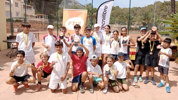 FTIB: DISPUTADAS LAS FINALES DEL CAMPEONATO DE BALEARES POR EQUIPOS JUVENILES SUB10, ALEVÍN Y JUNIOR