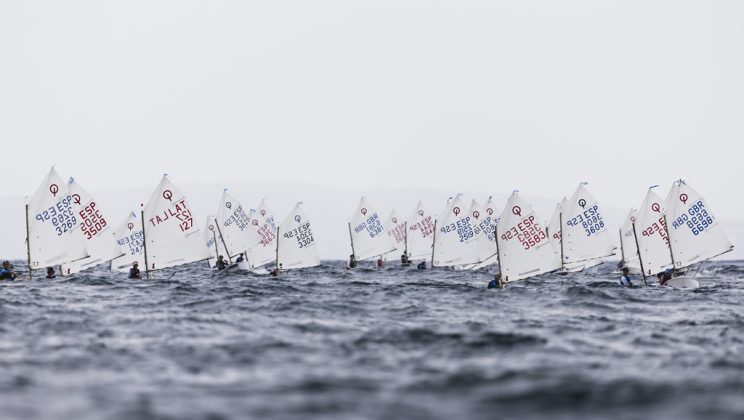 El Gran Día de la Vela – Bufete Frau entra en su segunda fase con una jornada completa de competición