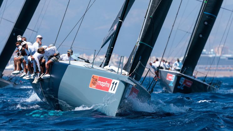 El Hispania del Rey Don Felipe lidera el arranque de la 44 Copa del Rey Mapfre Recibidos