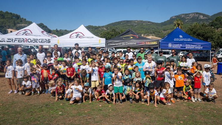 ÉXITO DE PARTICIPACIÓN Y GRAN AMBIENTE EN LA “DIADA DE BTT PROMOCIÓ”