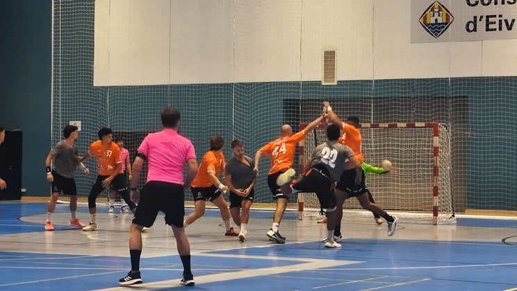 HC EIVISSA SE IMPONE AL HANDBOL MALLORCA.  HC EIVISSA 41 — HANDBOL MALLORCA 20
