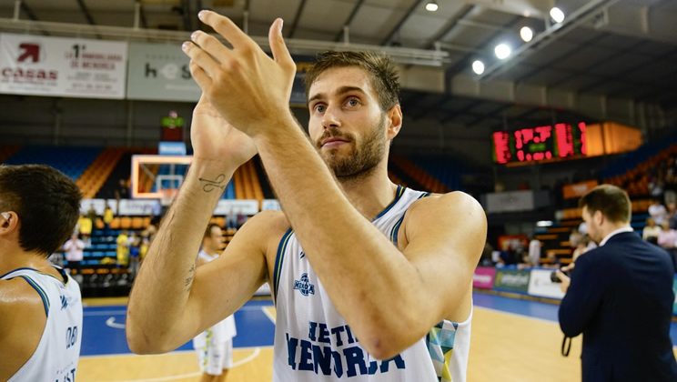 Pol Molins, talent i experiència per liderar a Sa Tintina CB Es Castell