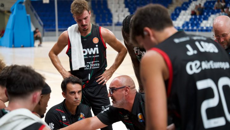 El Fibwi Mallorca Bàsquet Palma pone punto y final a los amistosos de pretemporada con una derrota en el derbi