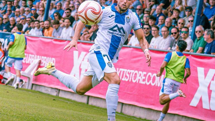 El Atlético Baleares cae por la mínima en Yecla (1-0)