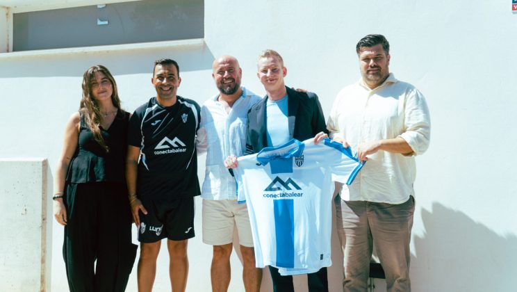Óscar Troya: «Tengo un equipazo y vamos a competir contra cualquiera»